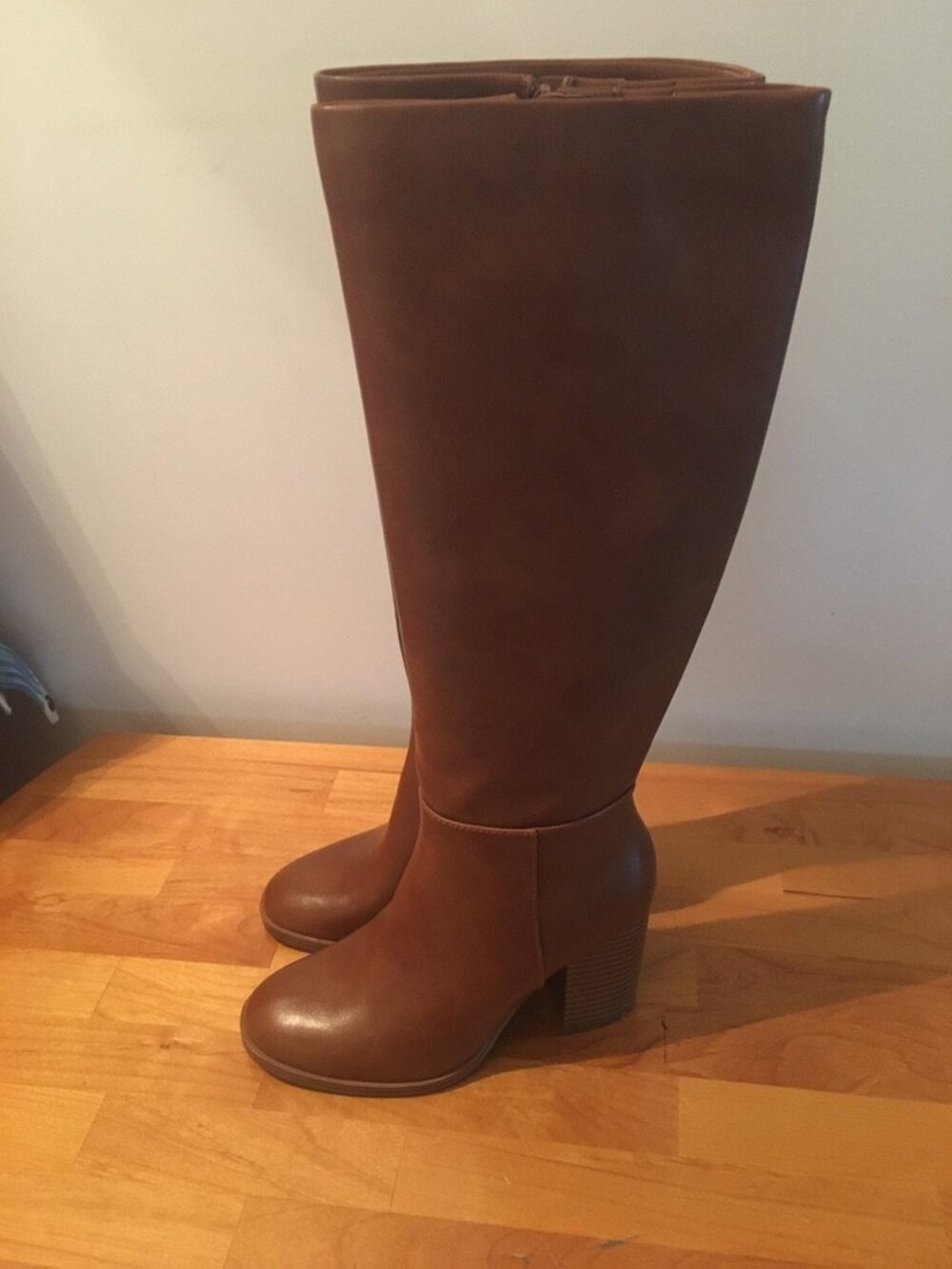 Unisa Lanna Knee High Boot Size 6 NWT - Picture 3 of 4